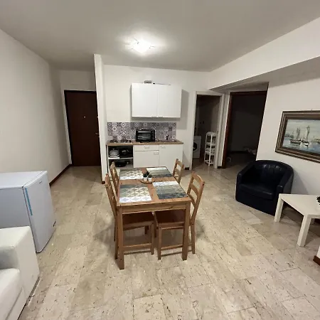 Casa Domus Del Chirurgo Apartamento Rimini